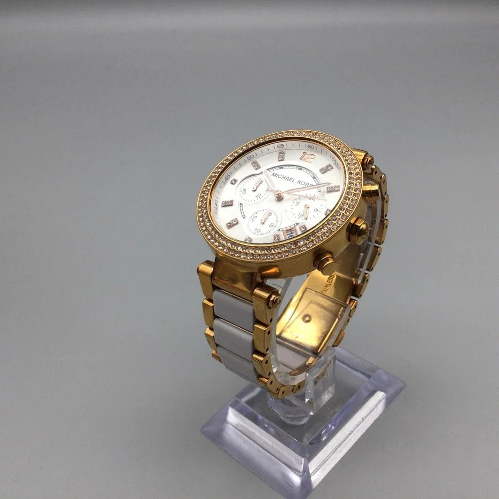 Michael Kors see photos